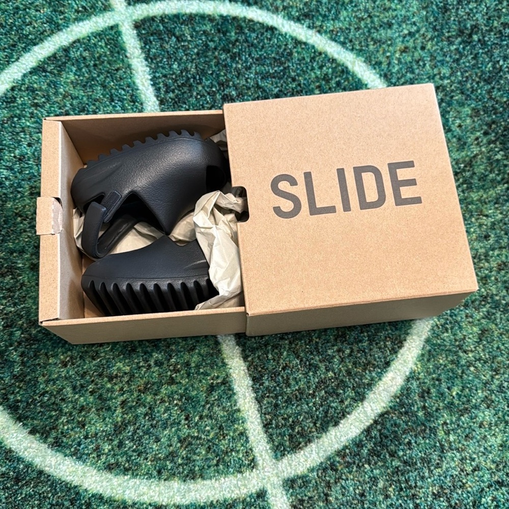Infant Yeezy Slide Onyx